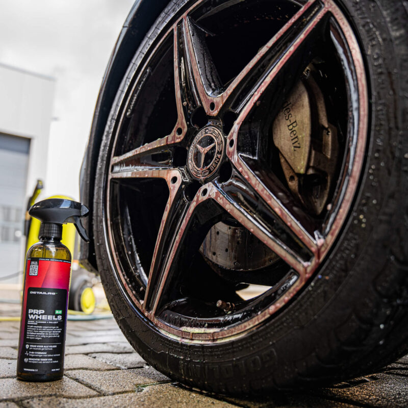 Panuva Perfect Wheel Cleaner - Image 3